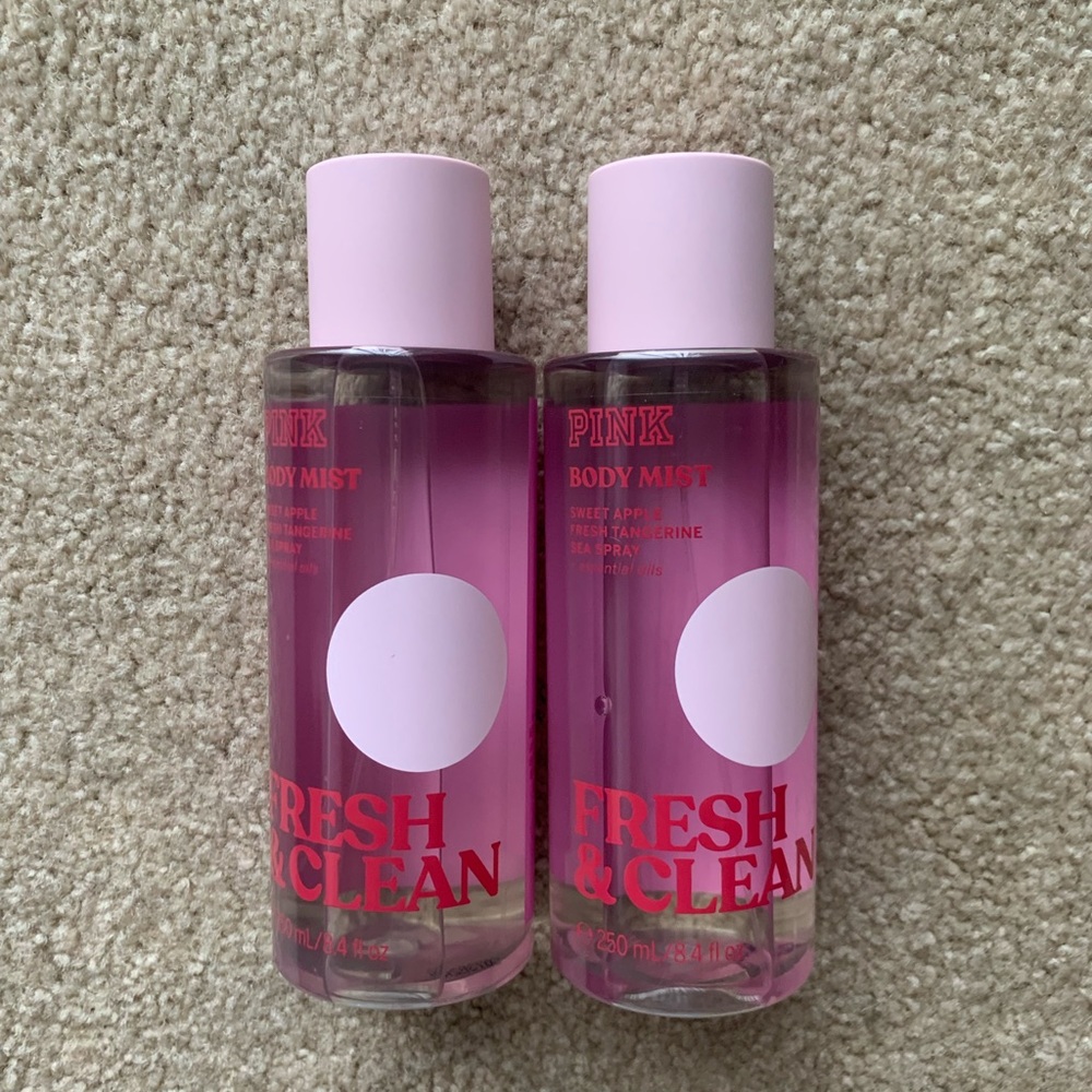 PINK Victoria's Secret Fresh & Clean Body Mist